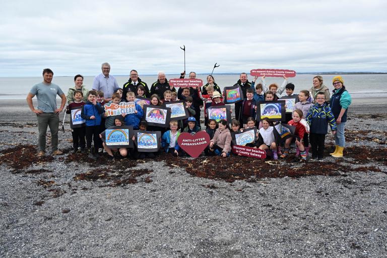 Group photo of Traught Beach da