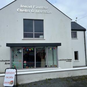 Inis Mór Library
